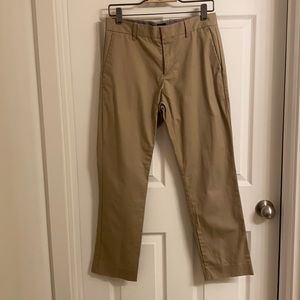 Gap Tailored Slim Fit Pant